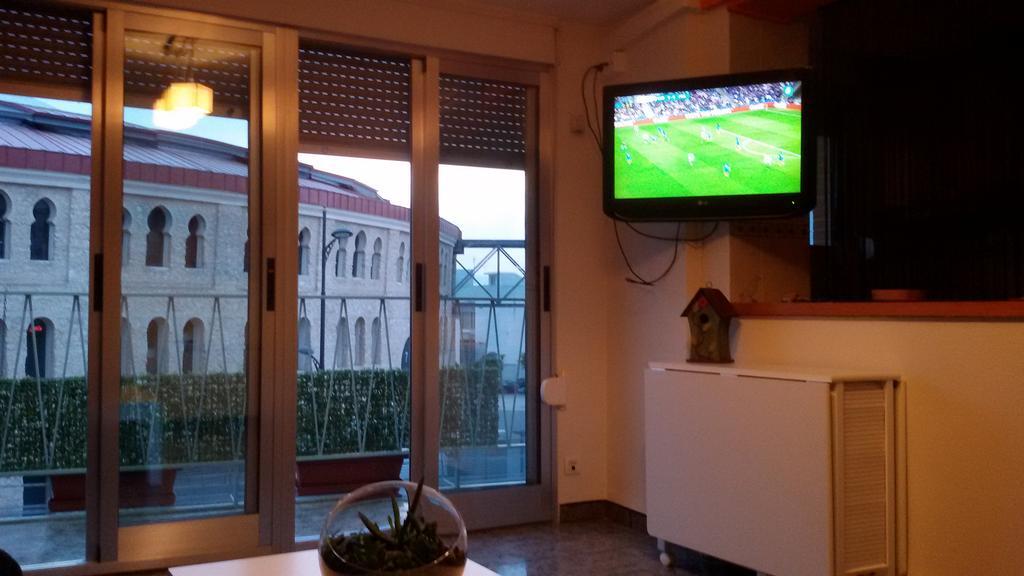 Apartamento El Mirlo Blanco Вильена Экстерьер фото