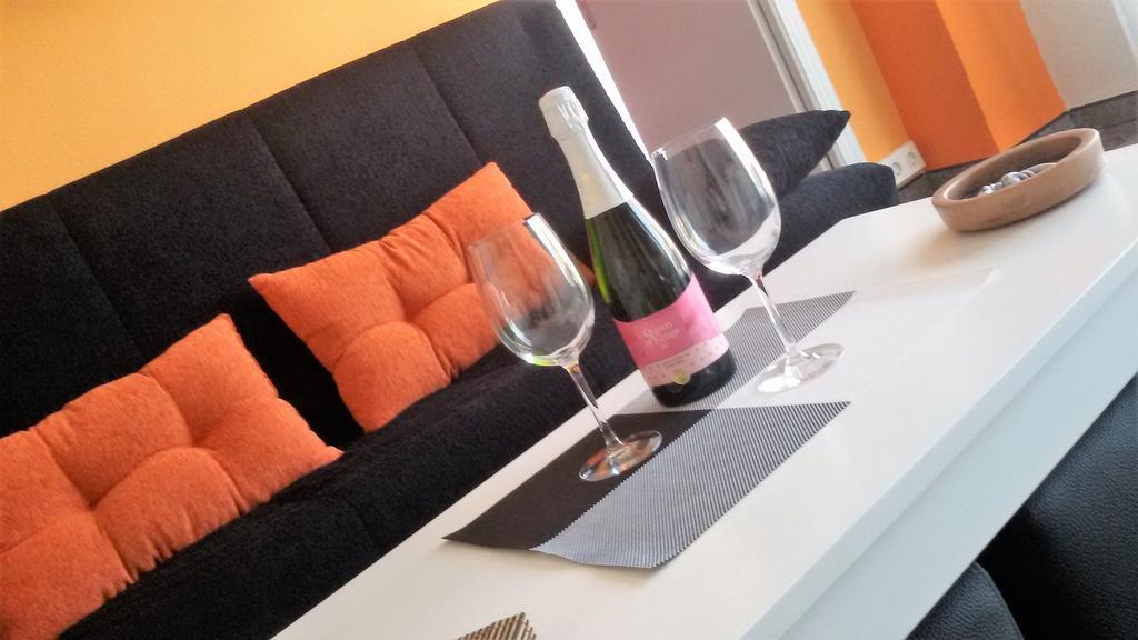 Apartamento El Mirlo Blanco Вильена Экстерьер фото